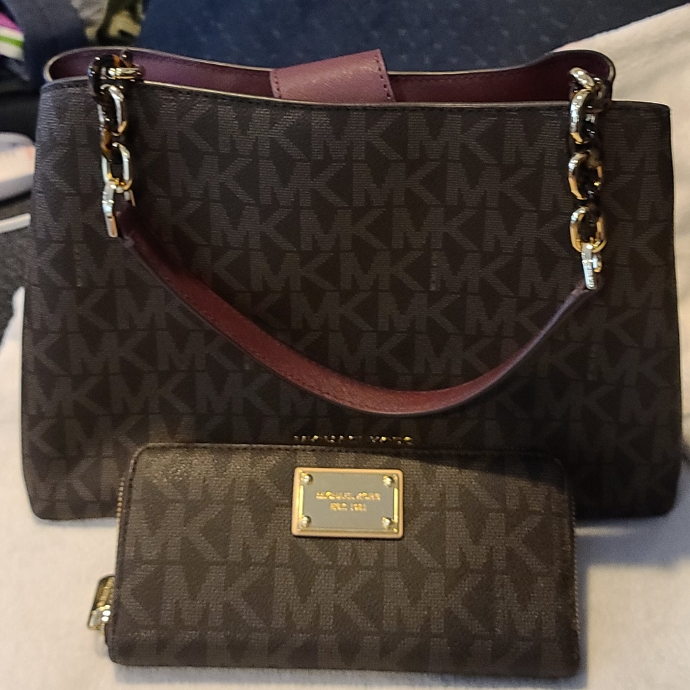 Michael Kors purse and wallet